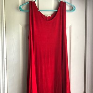 Red sleeveless piko dress